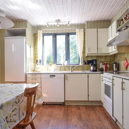 Three-bedroom Holiday In *